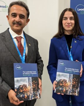 India and Sweden Environment Ministers Shri Kirti Vardhan Singh and Romina Pourmokhtari with the LeadIT first five year report at the LeadIT Annual Summit, Cop 29.